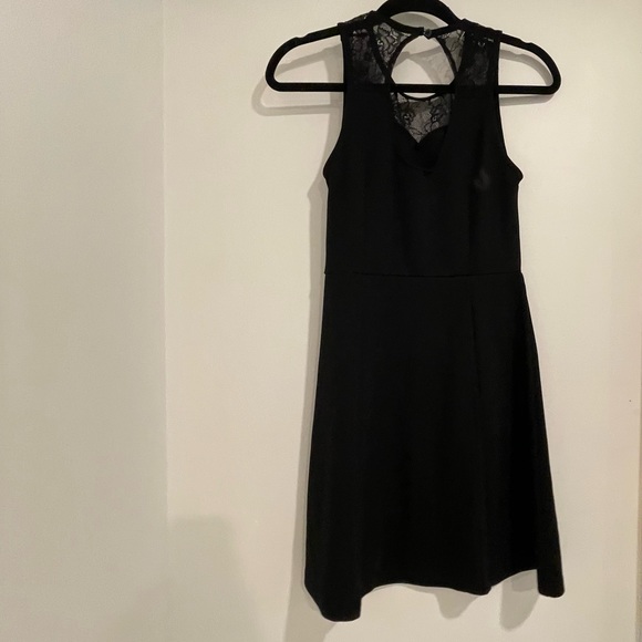 Vero Moda Lace Black Dress XS - Picture 3 of 9
